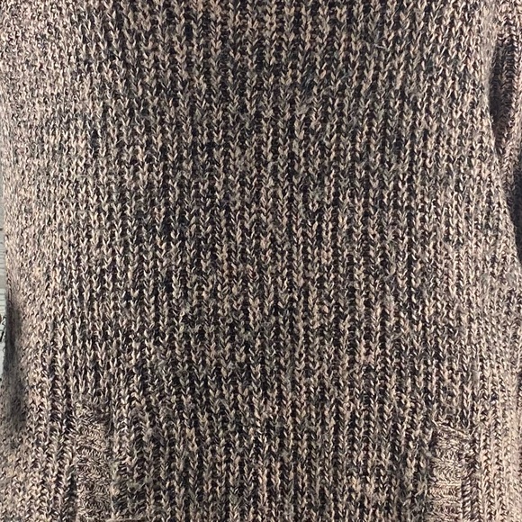 Snails & Cinnamon Sweater - Picture 7 of 12